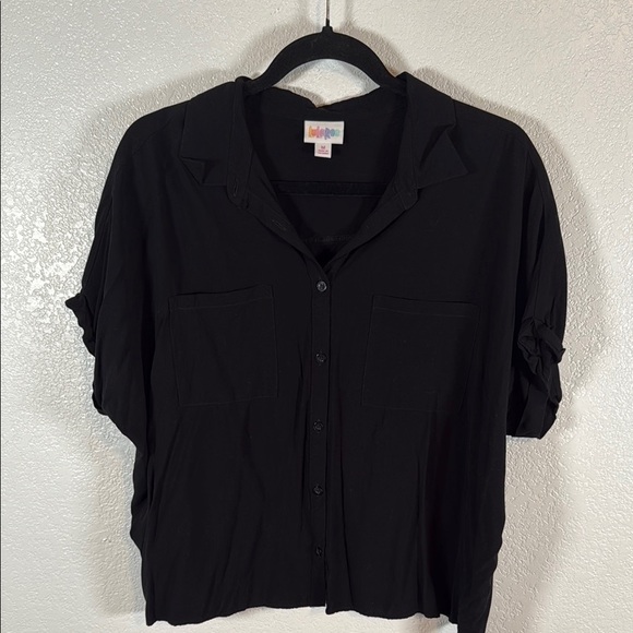 Lularoe Black Boxy Button Down Camp Shirt Size Medium - Picture 1 of 7